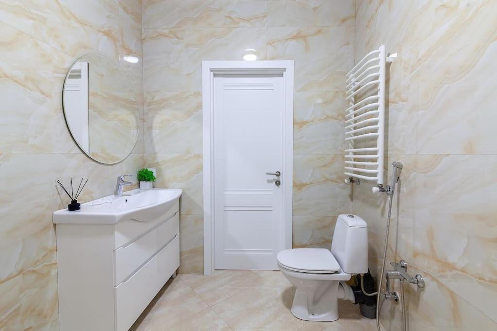לבוב Apartment On Kopernyka Street 5 מראה חיצוני תמונה