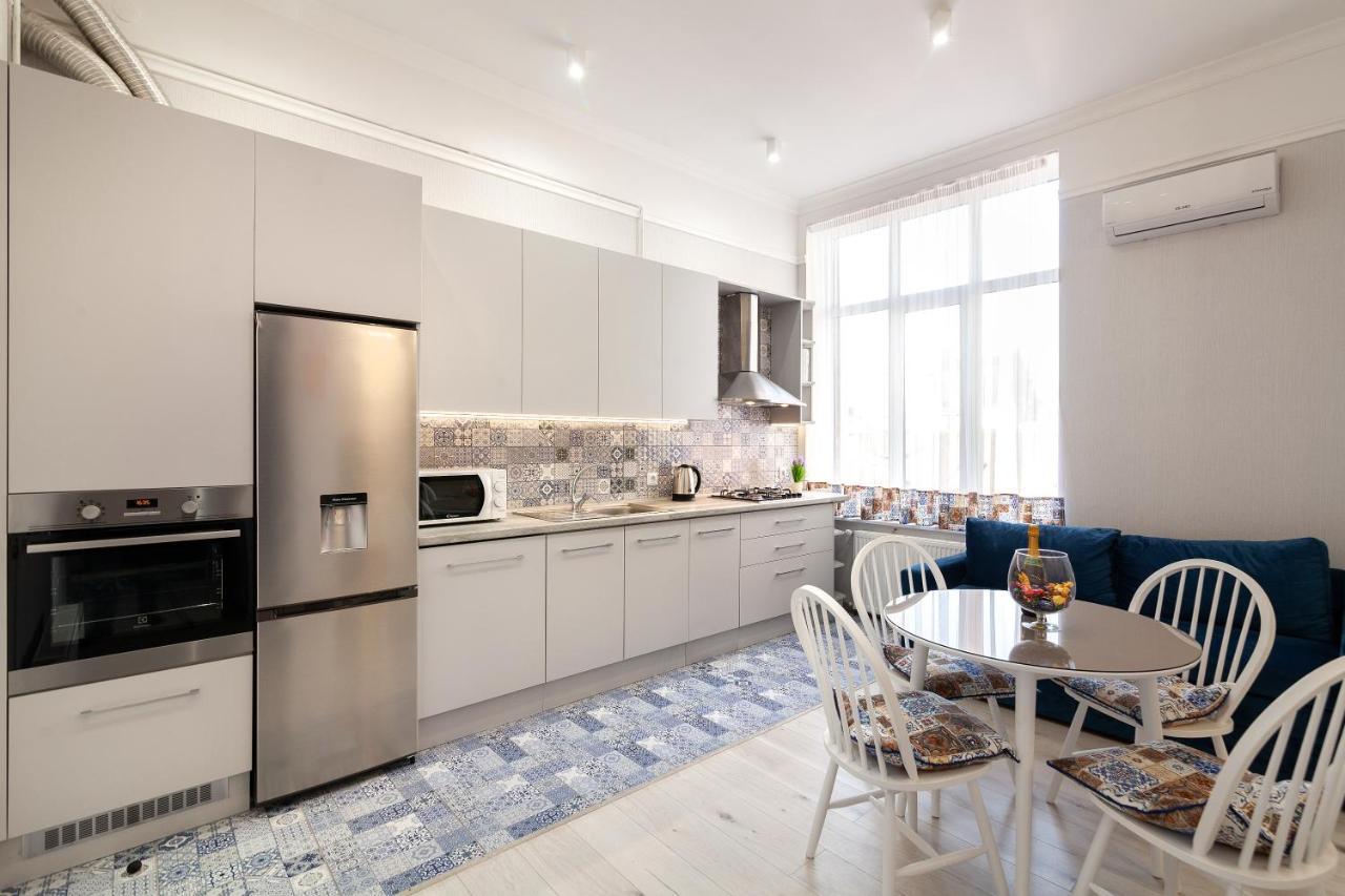 לבוב Apartment On Kopernyka Street 5 מראה חיצוני תמונה
