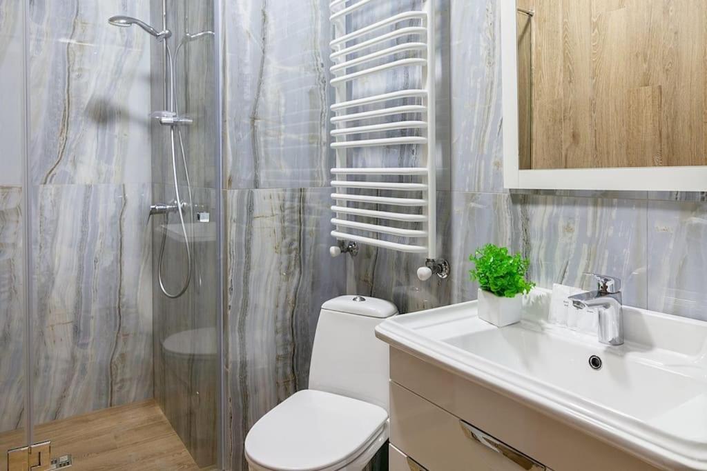 לבוב Apartment On Kopernyka Street 5 מראה חיצוני תמונה